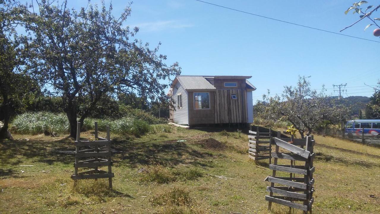 La Petite Cabane De Putemun Castro Exterior foto