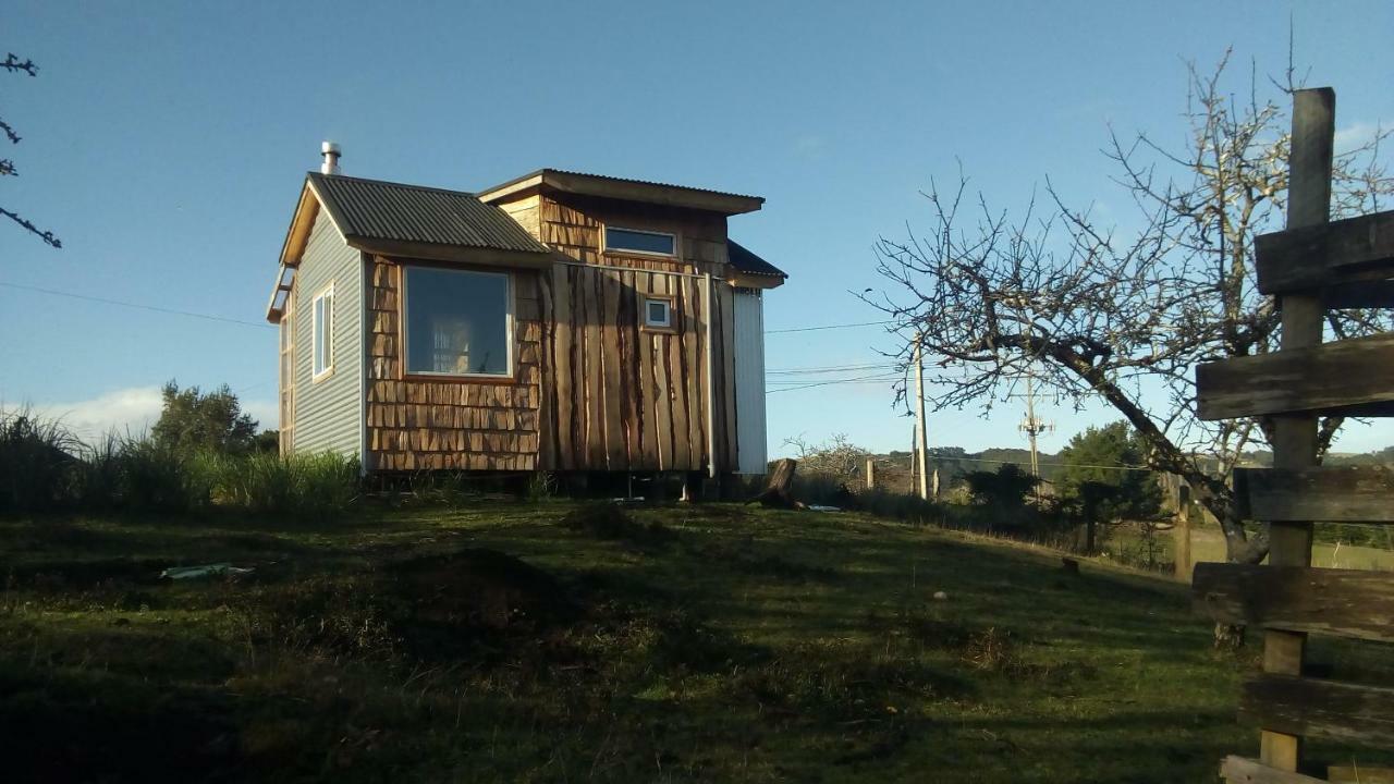 La Petite Cabane De Putemun Castro Exterior foto